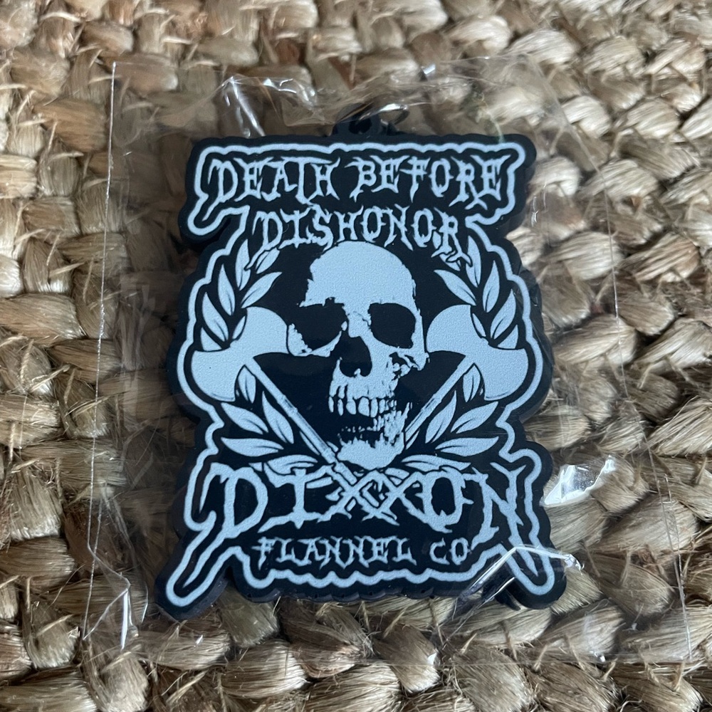 Dixxon Flannel Co Keychain “Death before Dishonor” NEW in packaging